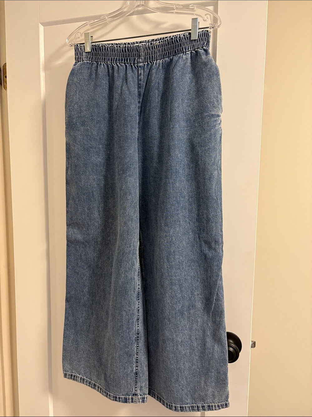 twik Wide-Leg Elastic Waist Jeans in Denim Blue